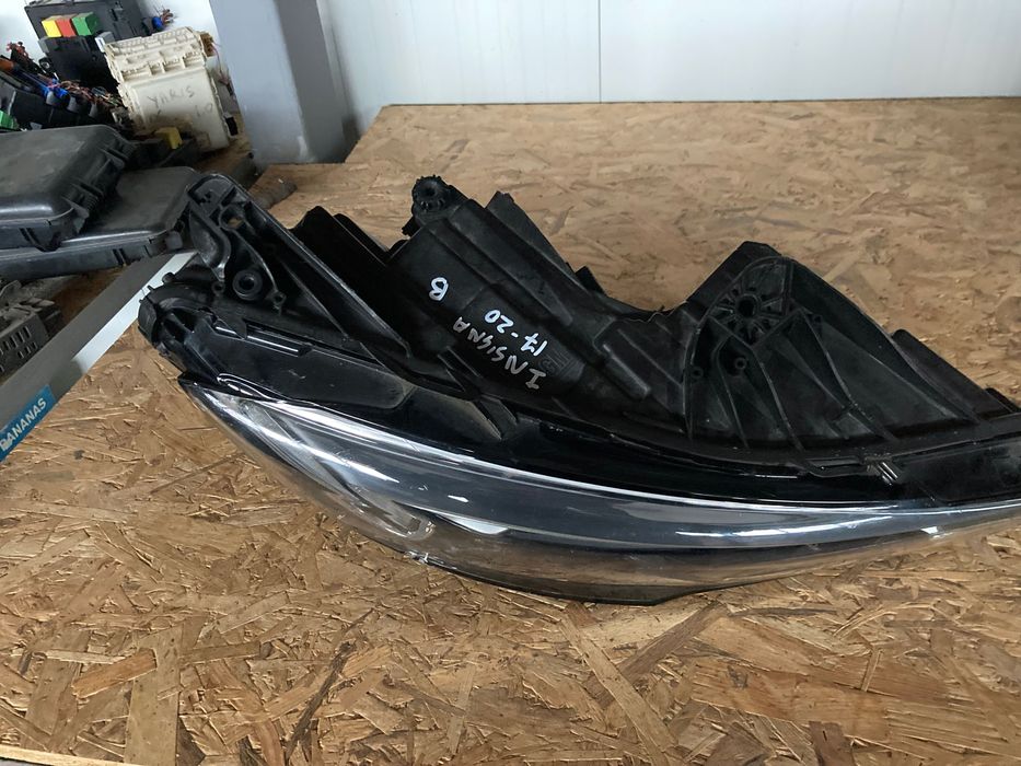 Десен фар LED Matrix. Opel Insignia B. Z18. 17-20г. ZKW. Инсигния.