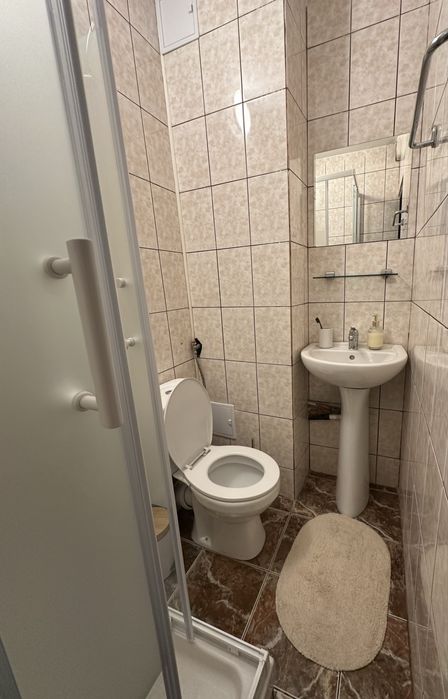 Inchiriez apartament 3 camere/ 5 min. metrou Piata Sudului