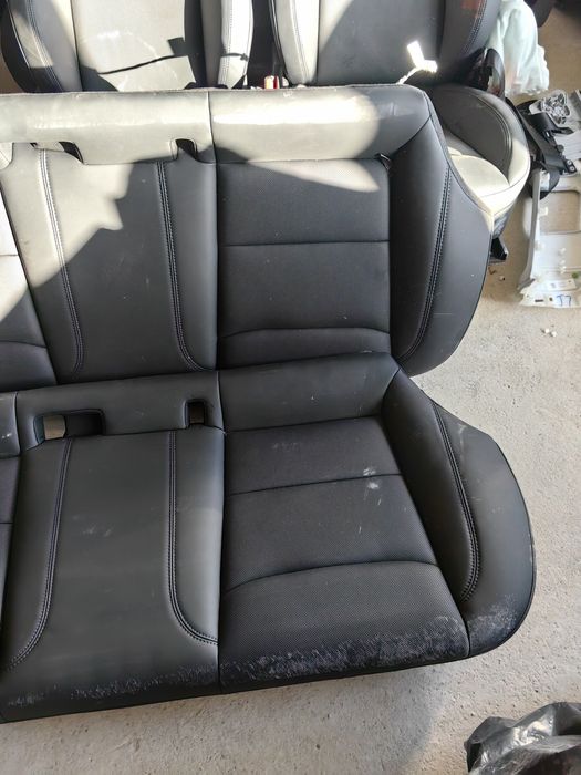 Седалки за Tesla 3 Highland / Тесла 3 2024г
