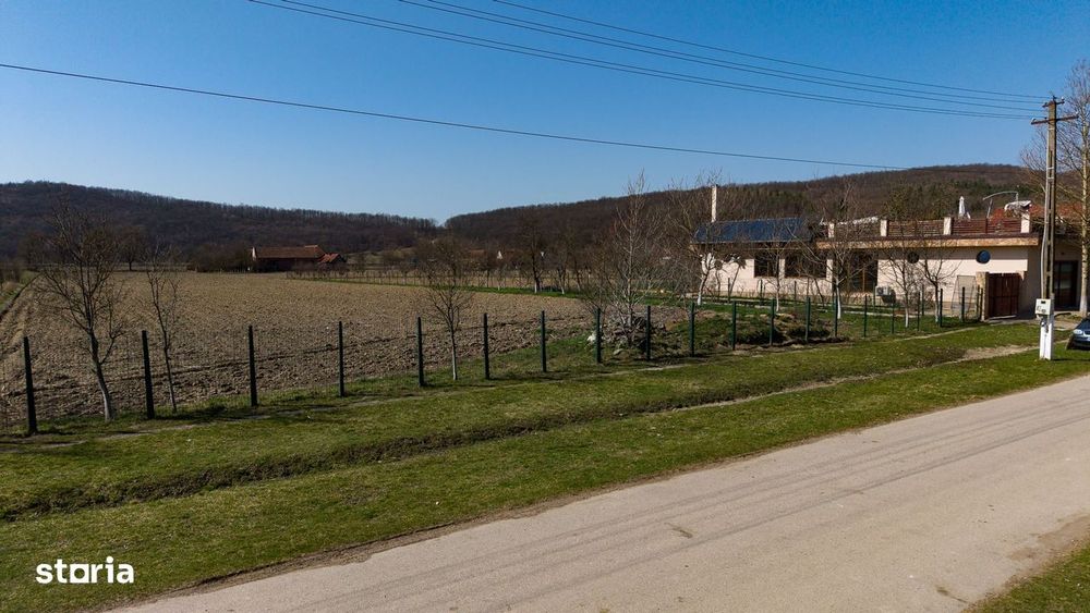 Loc de casă în Odvoș - Conop 3000mp