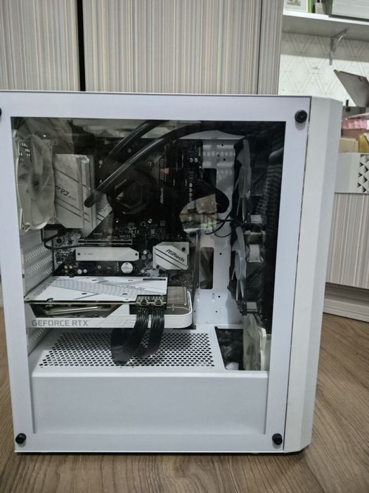 продам срочно компьютер, торг имеется