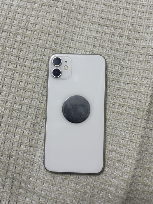 Iphone 11 в среднем сост