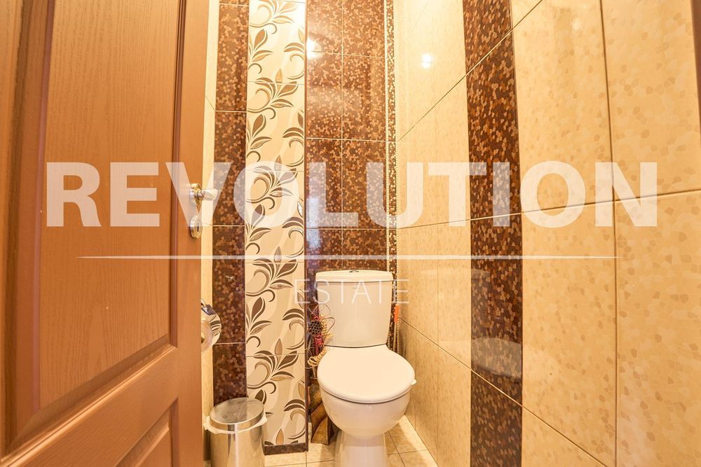 Дава се под наем Тристаен апартамент в Пловдив, Кършияка - 80 кв.м за 600 € - Снимка #10