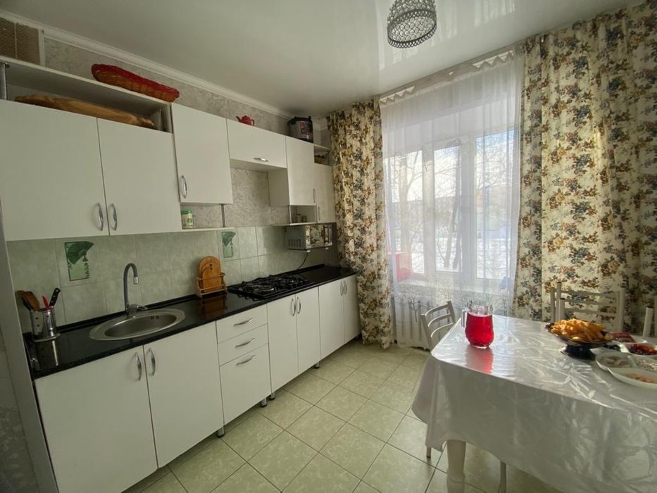 Продаётся 2х комнатная квартира