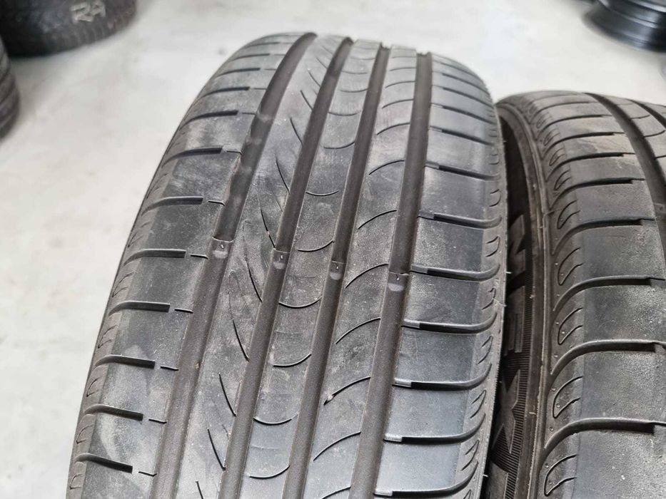 4 Anvelope VARA 195.55.15 "Nexen" ; stare foarte buna