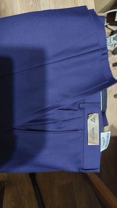 Продам школьные брюки, новые! 48 размер!