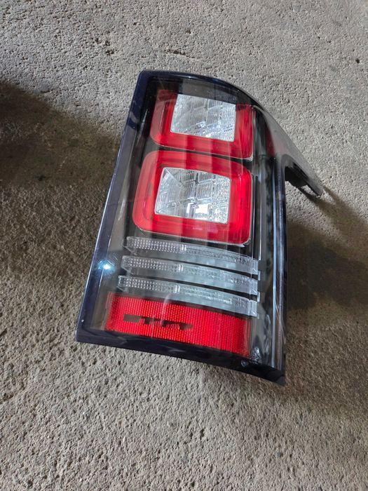 Lampa tripla stop led  dreapta Range Rover Vogue 2013+ L405