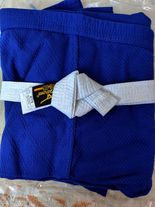 Кимоно mizuno для дзюдо