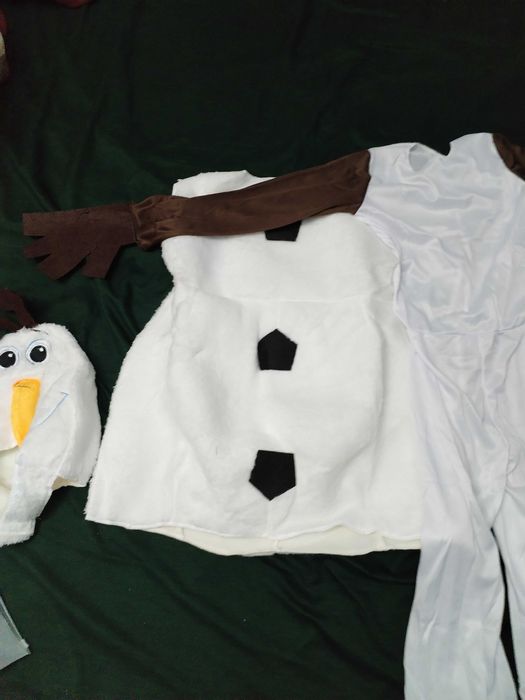 Costum Olaf, om de zapada