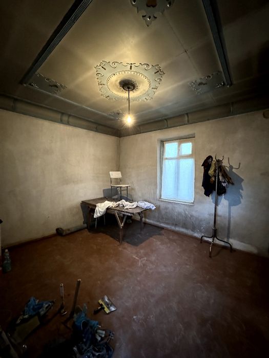 Uy sotilvotti, Xasanboy kotta koca yuzida