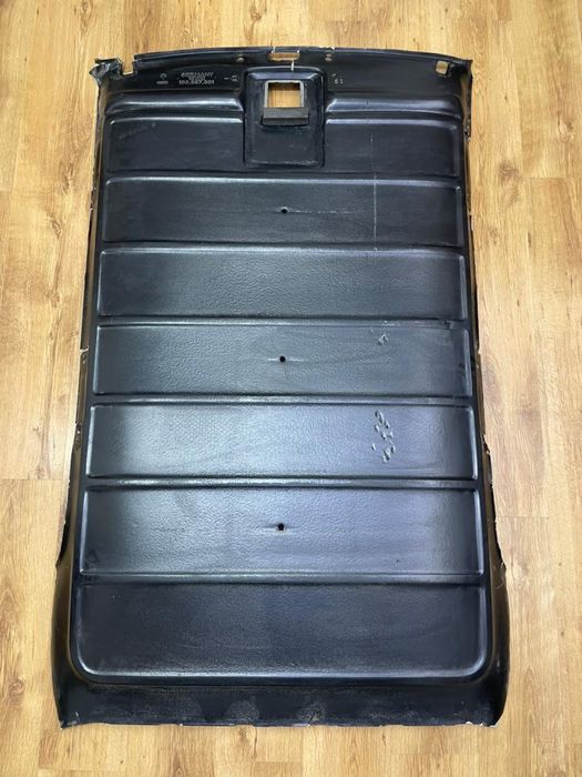 Черный потолок Golf 2