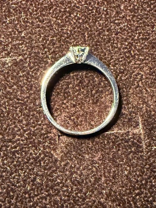 Inel aur alb cu diamante