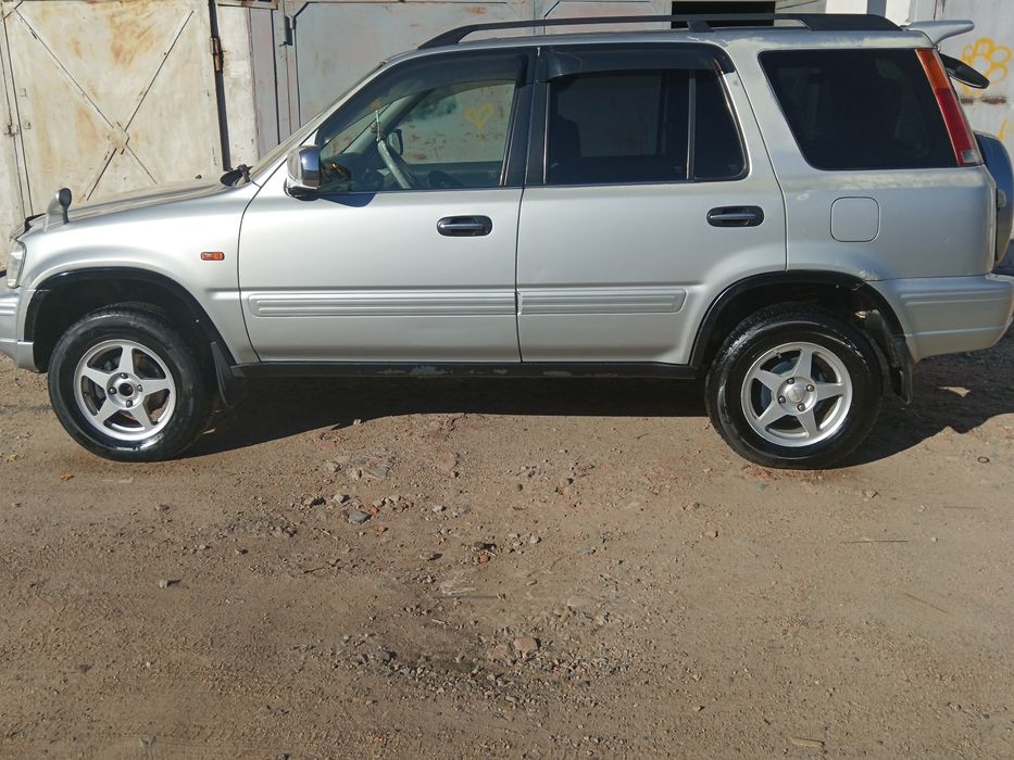 Продам машину Honda crv 1996г.