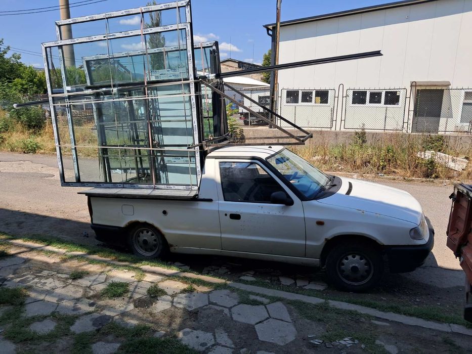 Пирамида за дограма, съвместима за пикапи Шкода,Фачия и др.