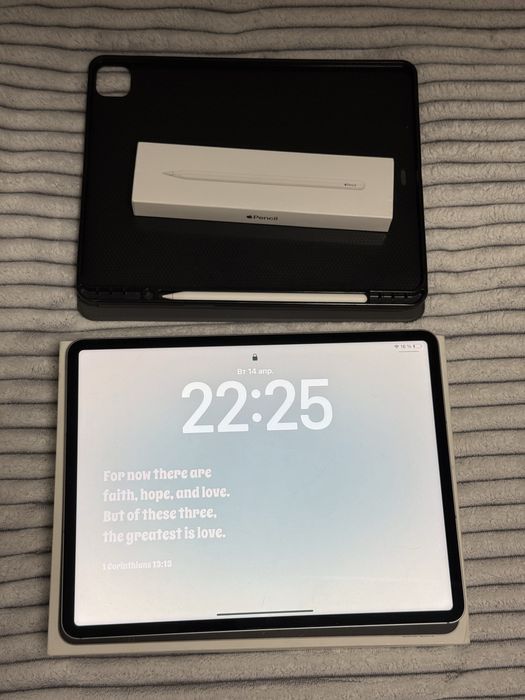 iPad Pro 12.9-inch (6th Generation) 512 GB