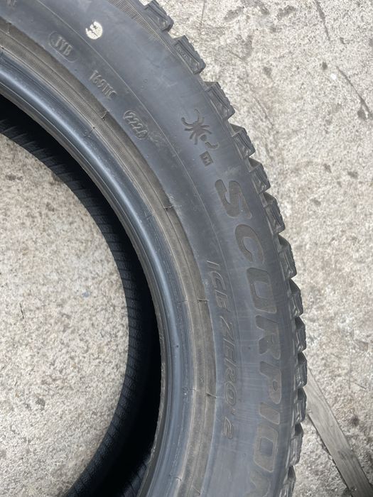 Pirelli Scorpion Ice Zero 2