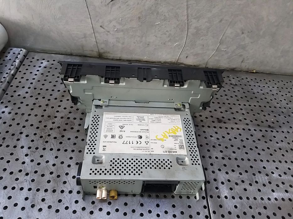 Unitate multimedia skoda fabia 3 nj3 6v0035871