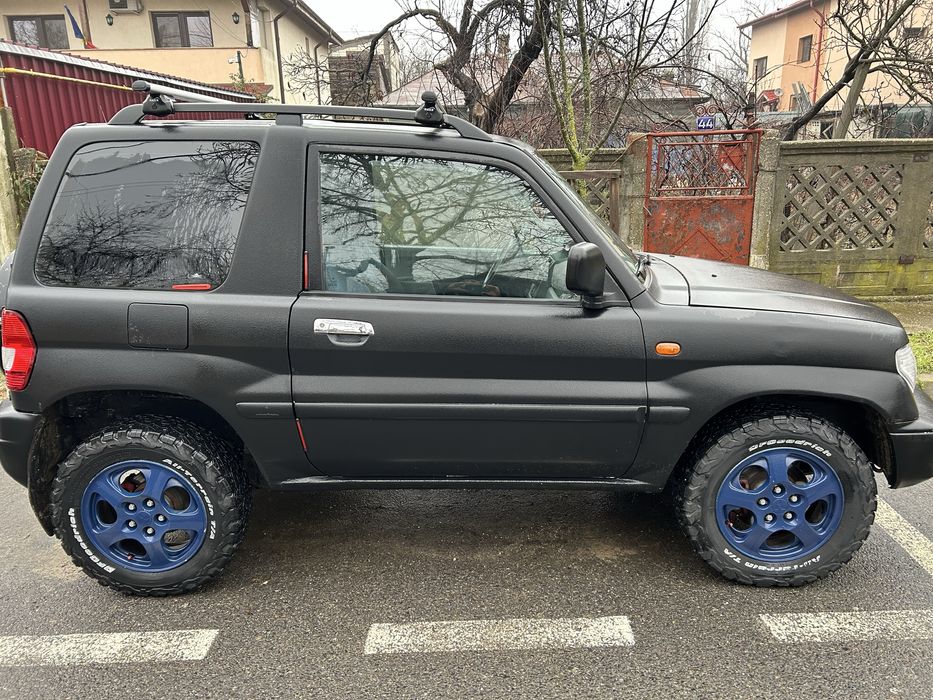 Mitsubishi Pajero Pinin