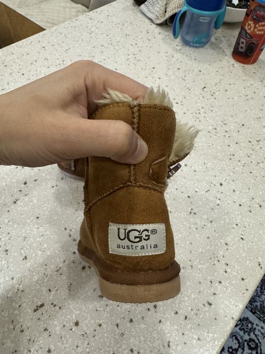 Сапожки детские новые uggi преимум качества с мехом размер 13 см