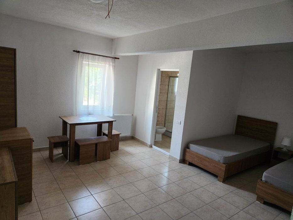 Închiriez casa pentru diverse activități! Grădiniță/ Cămin bătrâni/etc