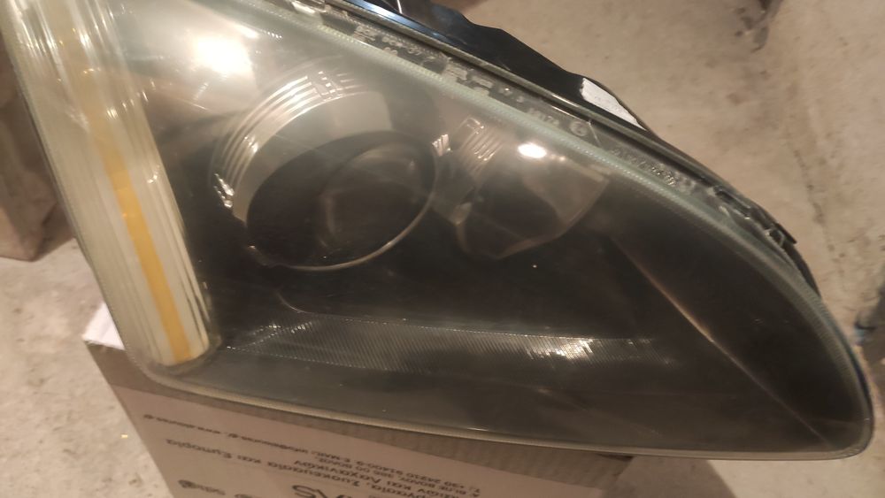 Продавам десен вар от Форд Фокус 2