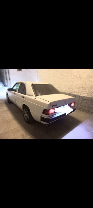 Мерседес W201 Сотилади.