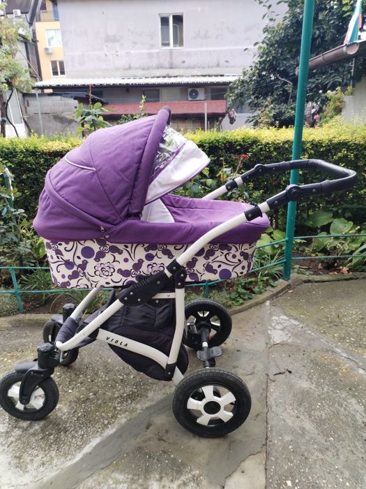 Бебешка количка с два коша