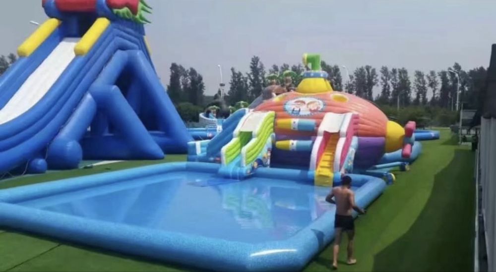 Бассеин с Водными горками и батут надувной