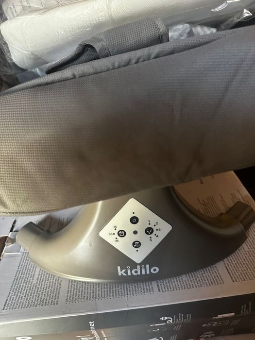 Продам новый Шезлонг KIDILO 001 Grey