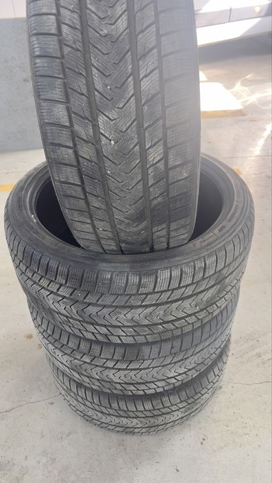 Vand anvelope M*S 255/35R20