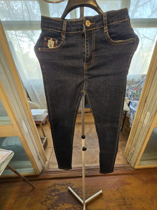 Детские джинсы и брюки