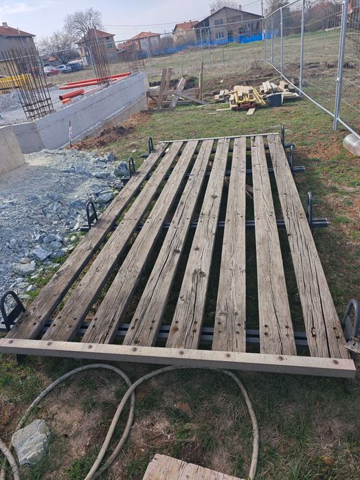 Багажник за бус със стълба