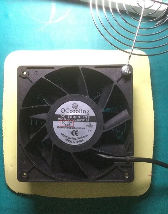 ventilator mascota 12v. 5,2 Ah