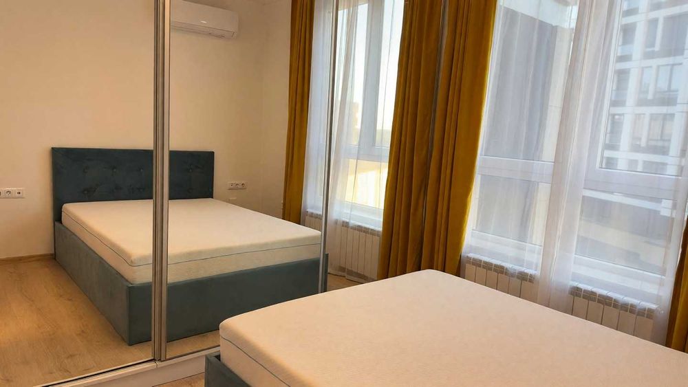 Дава се под наем Двустаен апартамент в София, Център - 56 кв.м за 650 € - Снимка #2