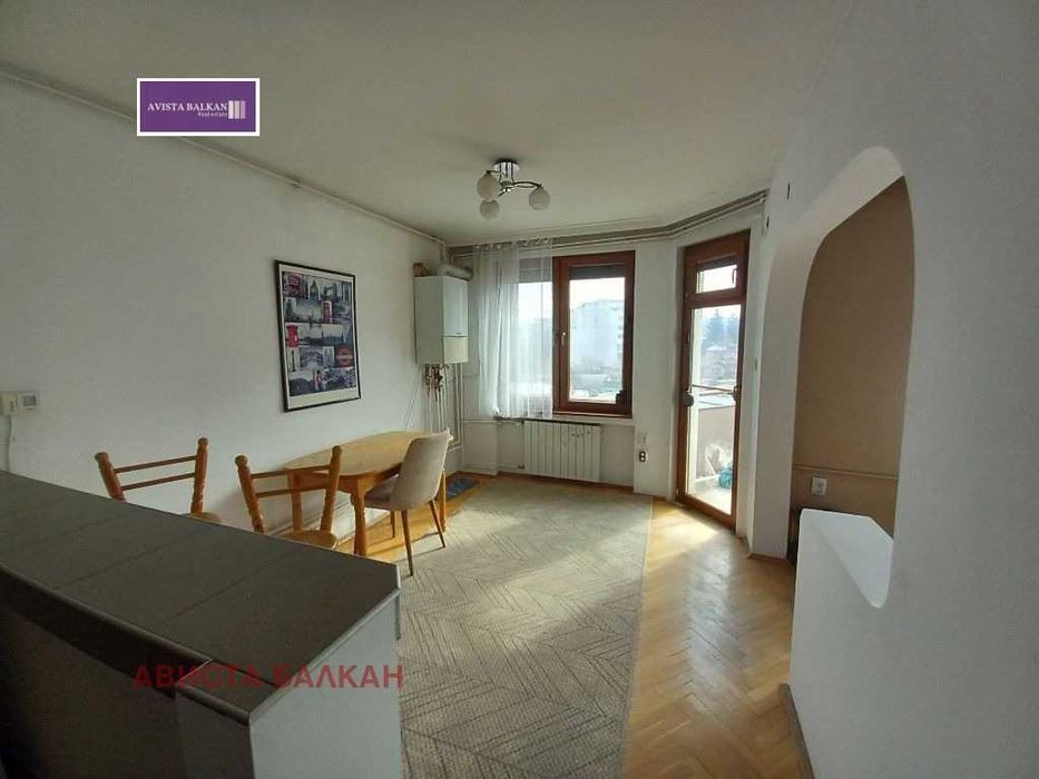 Продава се Тристаен апартамент в София, Център - 105 кв.м за 2715 €/кв.м - Снимка #2