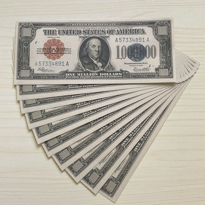 Денежные подарки на день рождения для девушек