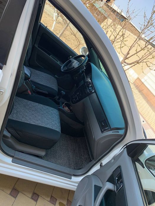 Lasetti 2011 kraska tozza rixtofka qilingan