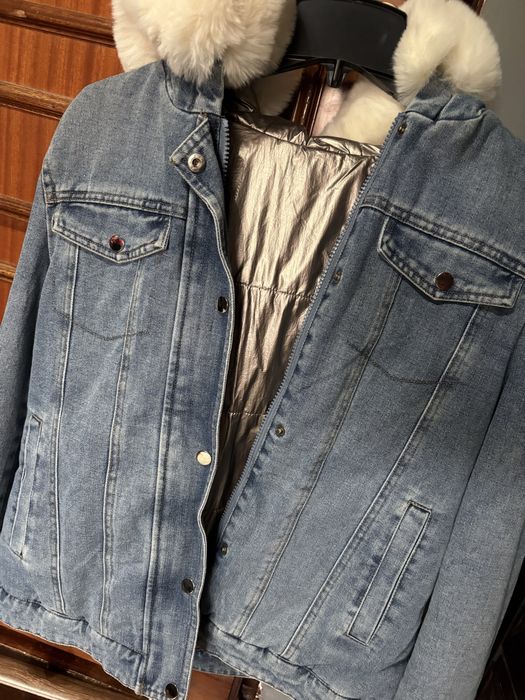Geaca de blugi cu puf