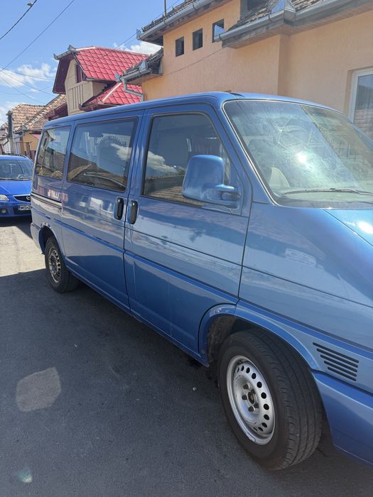 VOLKSWAGEN Transporter 2002 — imagine 3