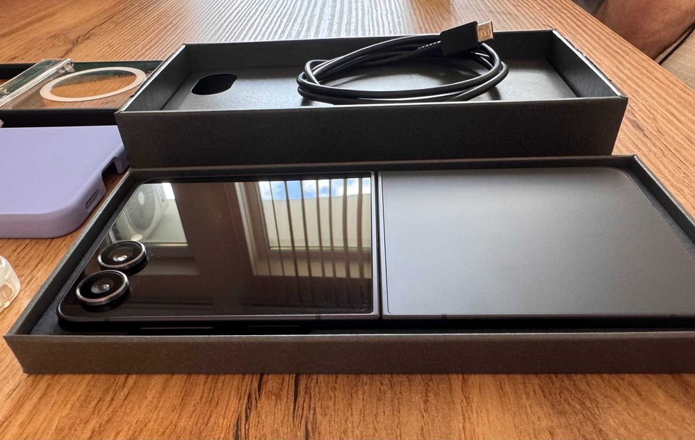 Samsung Galaxy Z Flip 7 256GB