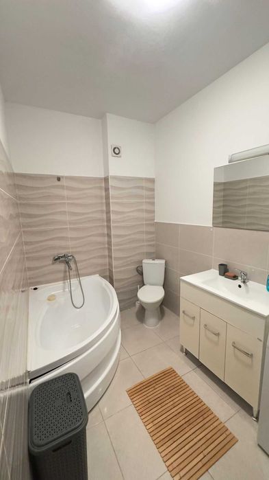 apartament de inchiriat