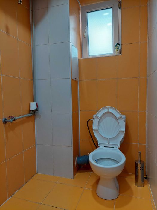 Дава се под наем Тристаен апартамент в Русе, Дружба 1 - 104 кв.м за 306 € - Снимка #11