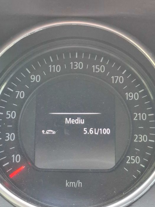 Renault Megane 4 Sedan 1.5 dCi 90 CP – 2018 – Foarte bine întreținută