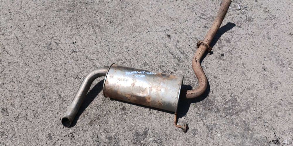 Задно гърне Mitsubishi Pajero 3.2DiD 2002г.