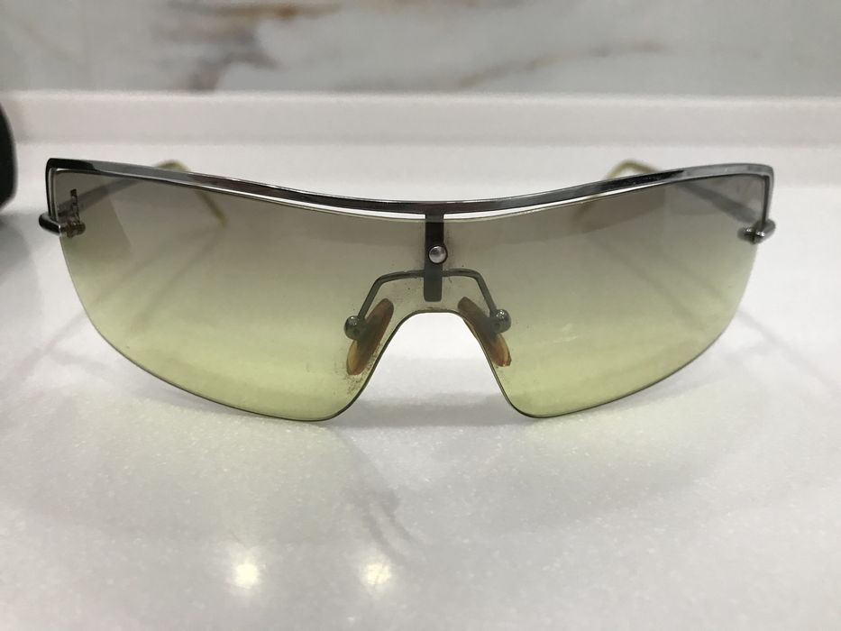 Солнцезащитный очки