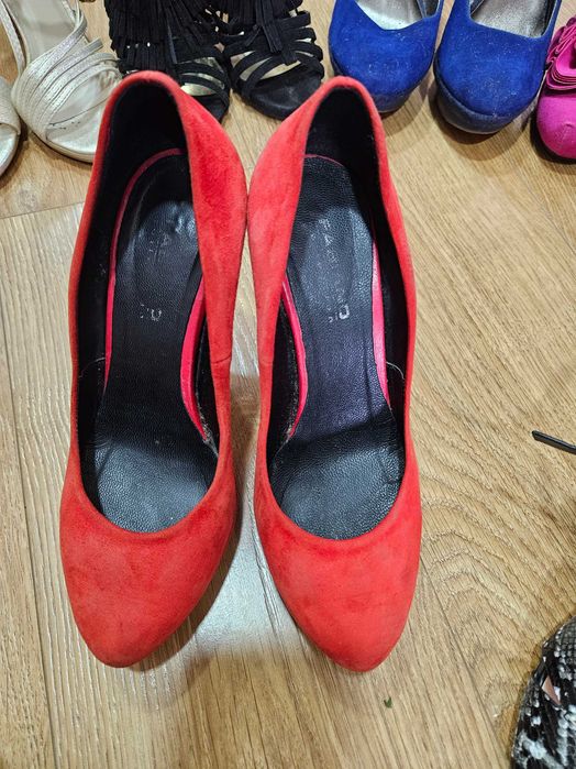 Дамски обувки, нови и малко носени