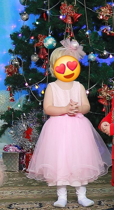 Продам детские платья