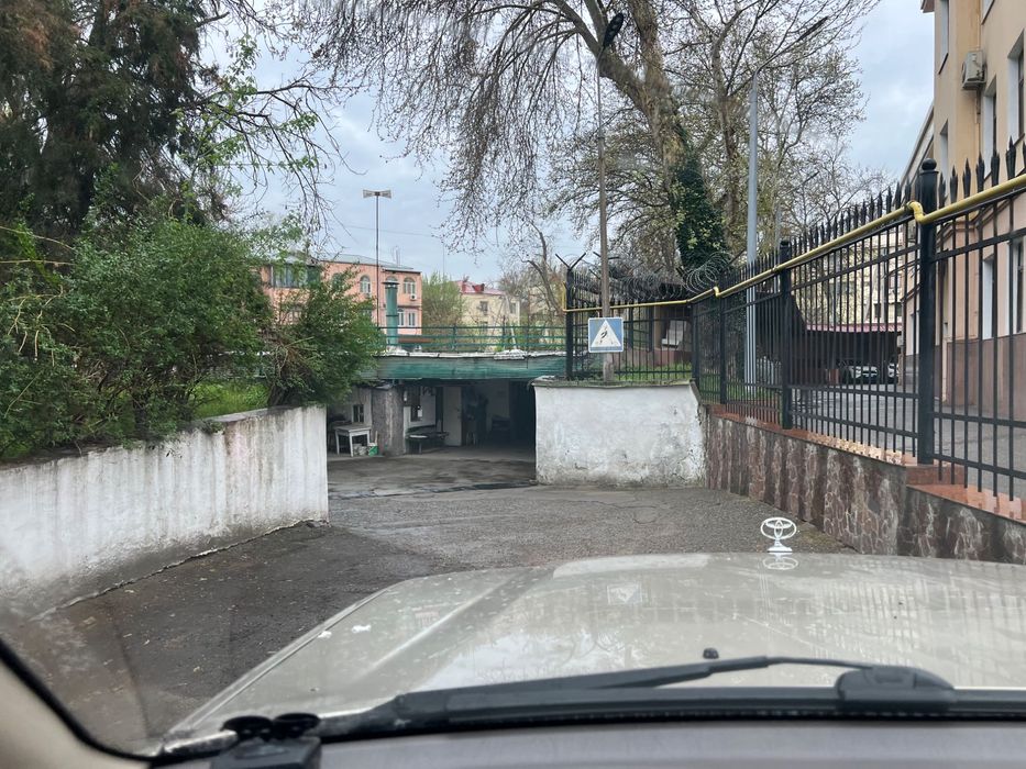 Гараж на ЦУМ. Кооператив «Жигули»