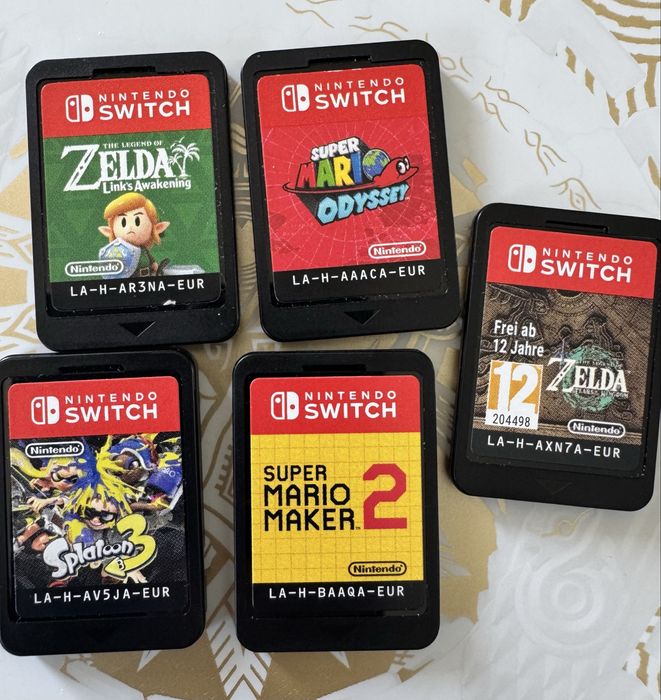 Nintendo Switch OLED – The Legend of Zelda: Tears of the Kingdom Edition + accesorii + jocuri