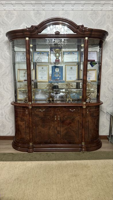 Продается горка сервант!